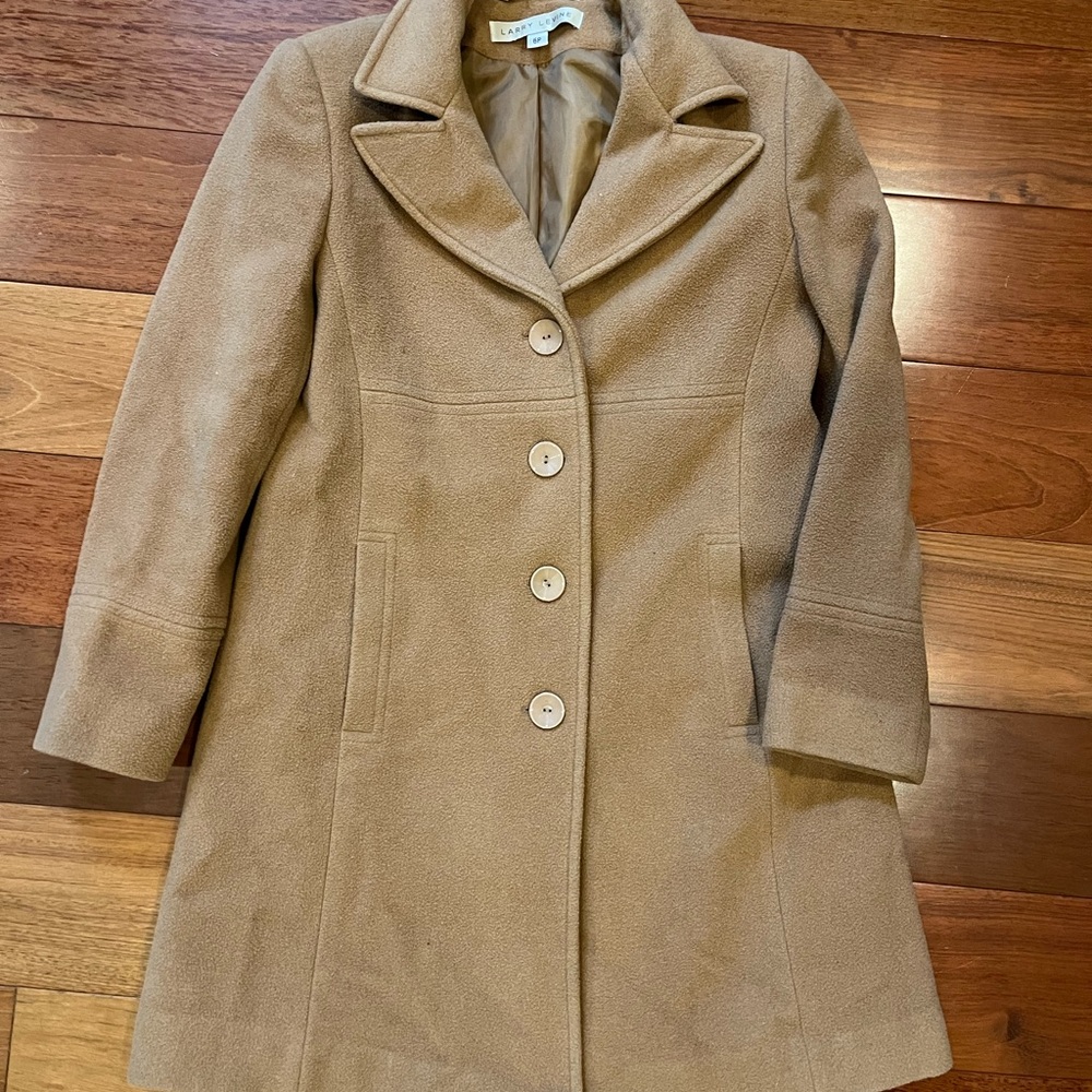 Woman’s Larry Levine Coat